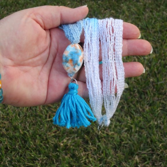 New Boho Fiber & Ceramic Hand Crafted Necklace - Picture 5 of 7